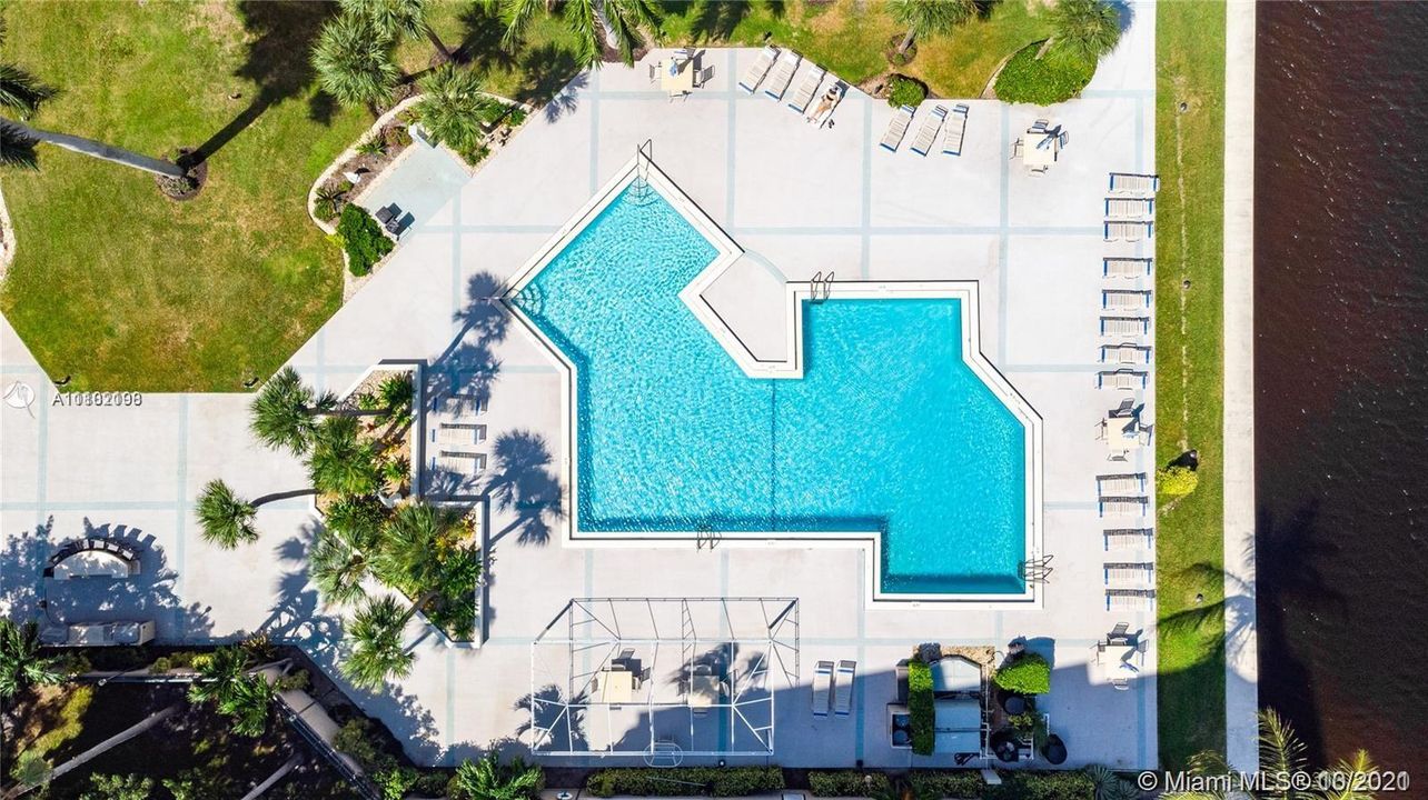 Recently Sold: $514,900 (2 beds, 2 baths, 0 Square Feet)