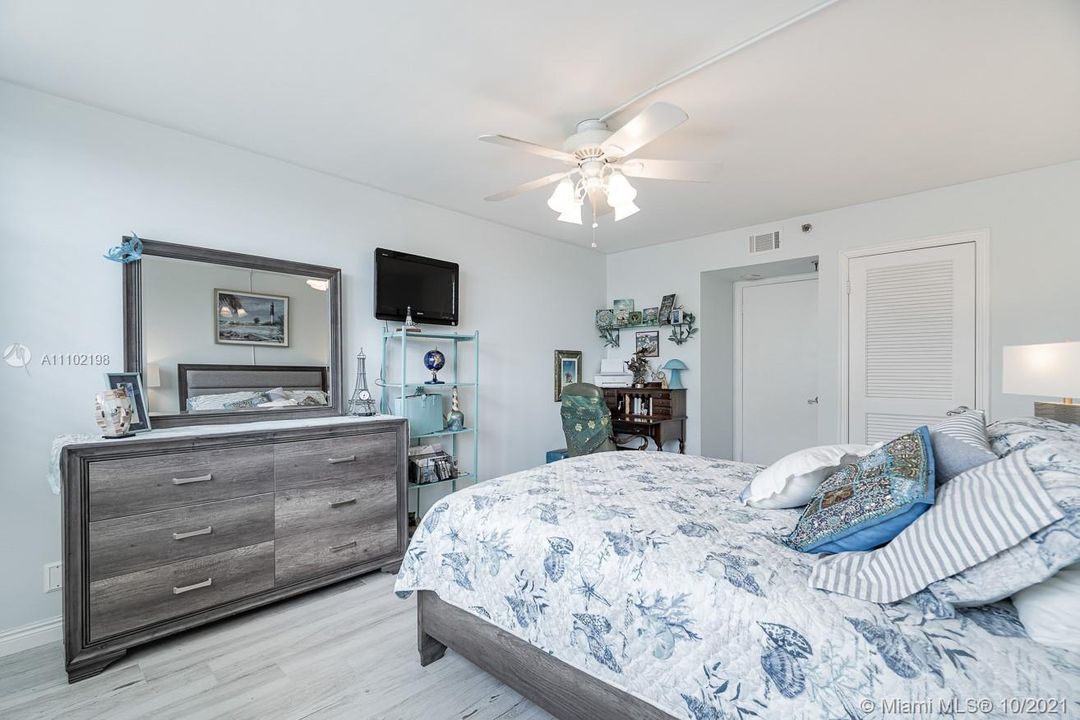 Recently Sold: $514,900 (2 beds, 2 baths, 0 Square Feet)