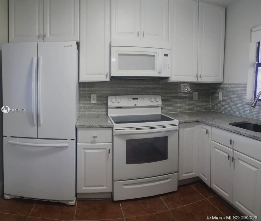 Recently Rented: $1,600 (2 beds, 2 baths, 770 Square Feet)