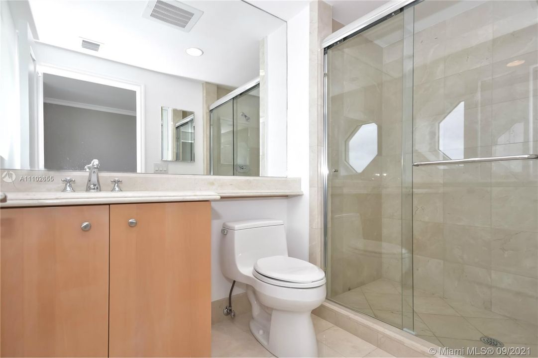 Недавно арендовано: $15,000 (3 спален, 3 ванн, 2736 Квадратных фут)