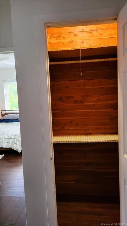Недавно арендовано: $2,300 (2 спален, 1 ванн, 4306 Квадратных фут)