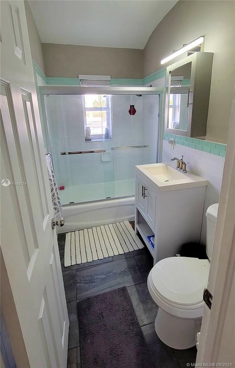 最近租的: $2,300 (2 贝兹, 1 浴室, 4306 平方英尺)