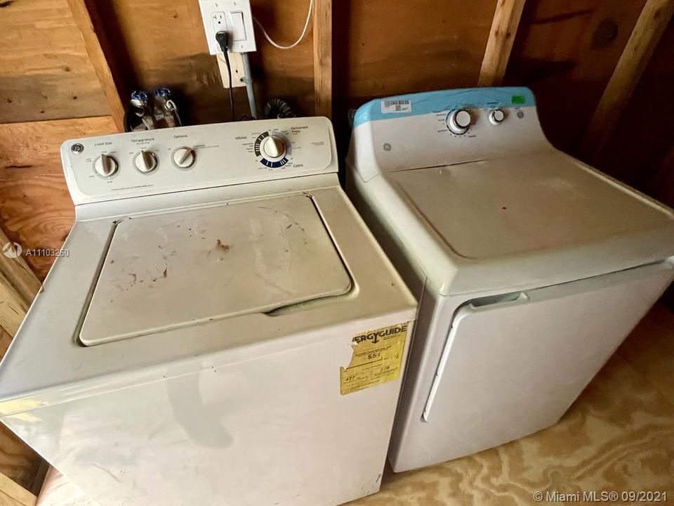 Недавно арендовано: $1,100 (0 спален, 1 ванн, 884 Квадратных фут)