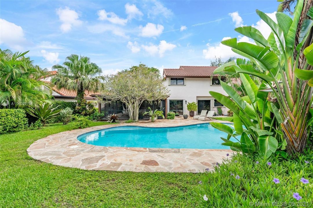 Recently Sold: $849,000 (4 beds, 3 baths, 2246 Square Feet)