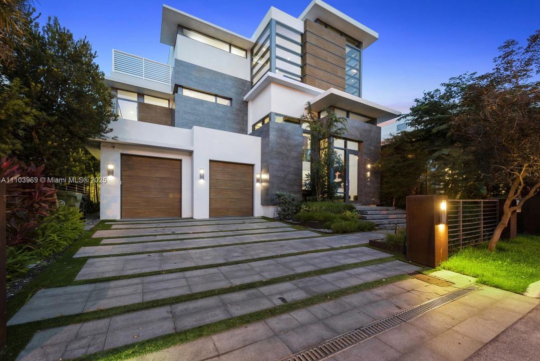 For Rent: $65,000 (6 beds, 5 baths, 6545 Square Feet)