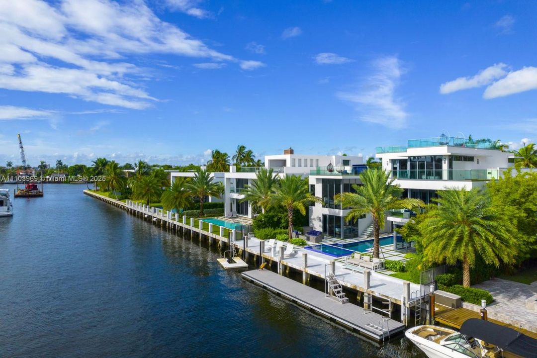 For Rent: $65,000 (6 beds, 5 baths, 6545 Square Feet)