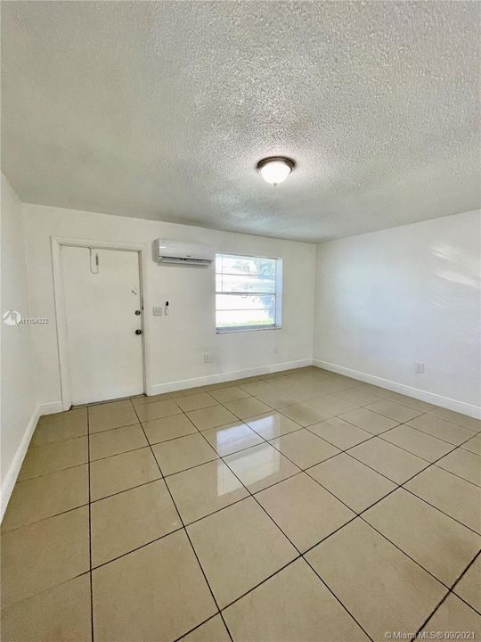 Recently Rented: $1,150 (0 beds, 1 baths, 5049 Square Feet)