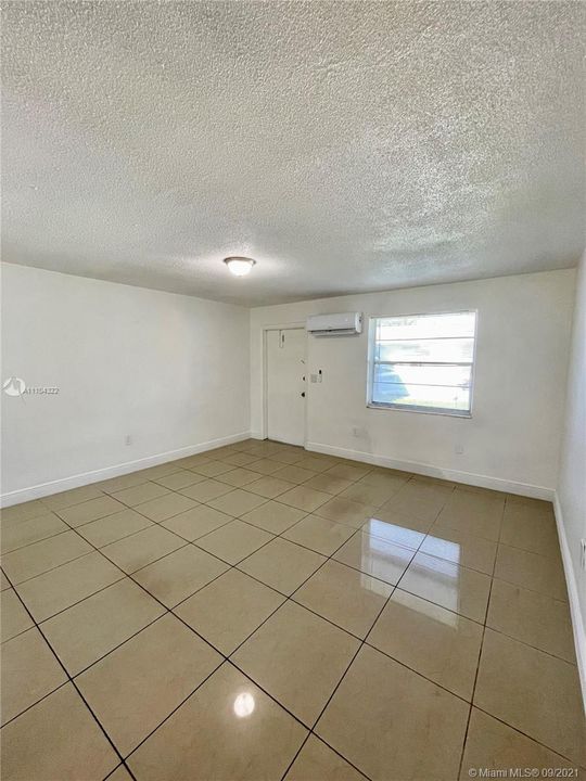 Recently Rented: $1,150 (0 beds, 1 baths, 5049 Square Feet)