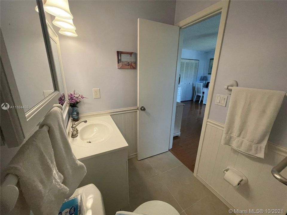 Recently Sold: $93,000 (1 beds, 1 baths, 750 Square Feet)