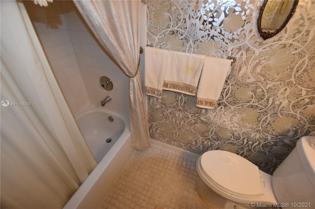 Недавно продано: $145,000 (2 спален, 2 ванн, 1360 Квадратных фут)