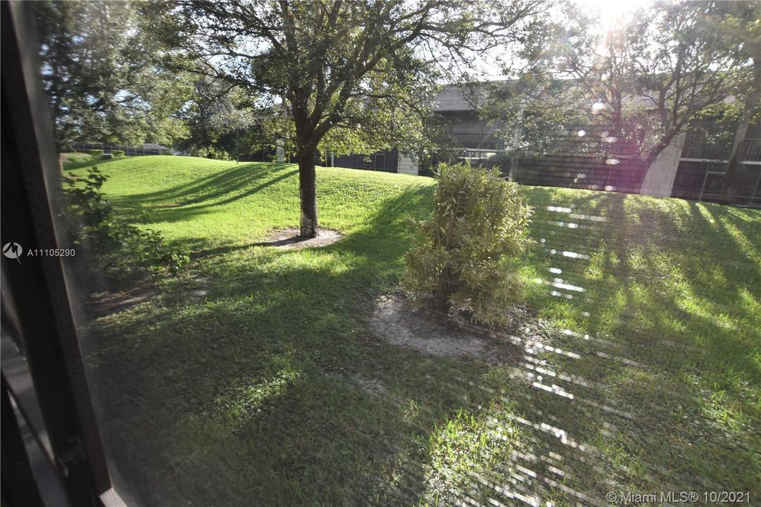 Недавно продано: $145,000 (2 спален, 2 ванн, 1360 Квадратных фут)