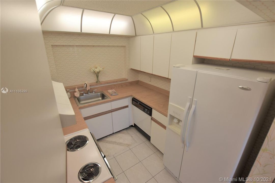 Недавно продано: $145,000 (2 спален, 2 ванн, 1360 Квадратных фут)