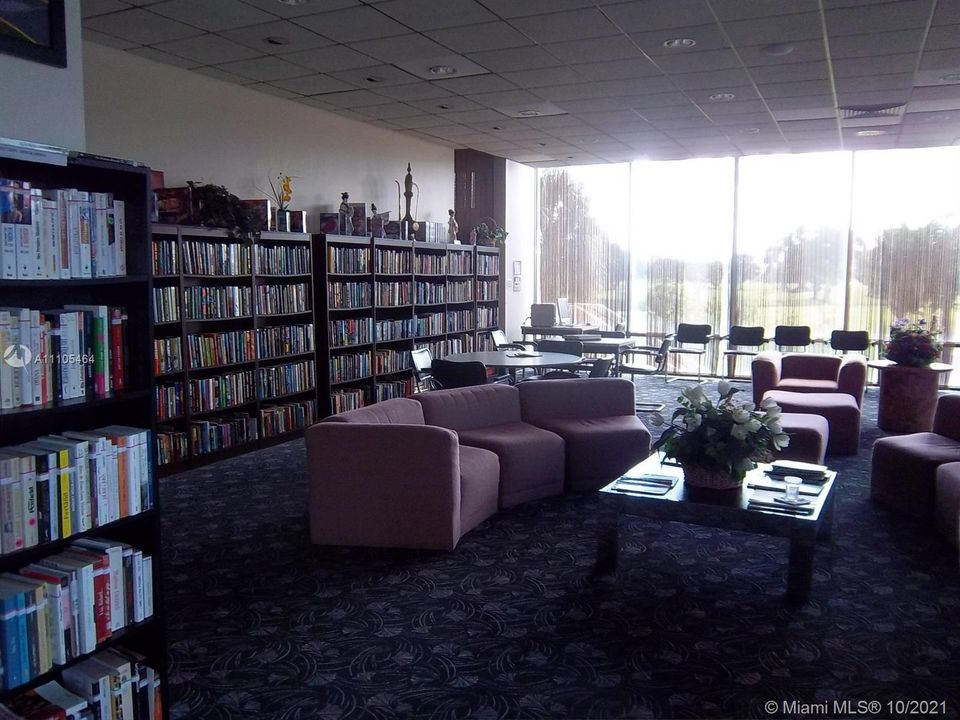 Recently Rented: $1,350 (2 beds, 2 baths, 1100 Square Feet)