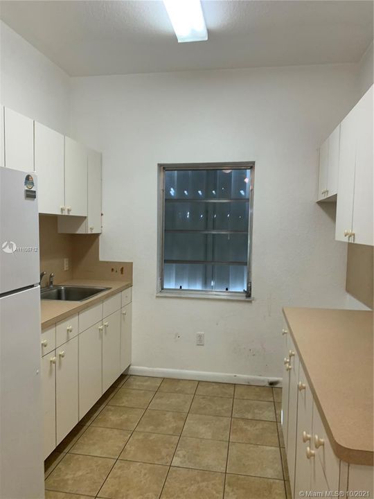 Vendido Recientemente: $469,000 (2 camas, 1 baños, 1051 Pies cuadrados)