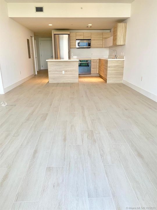 Recently Rented: $4,200 (2 beds, 2 baths, 1115 Square Feet)