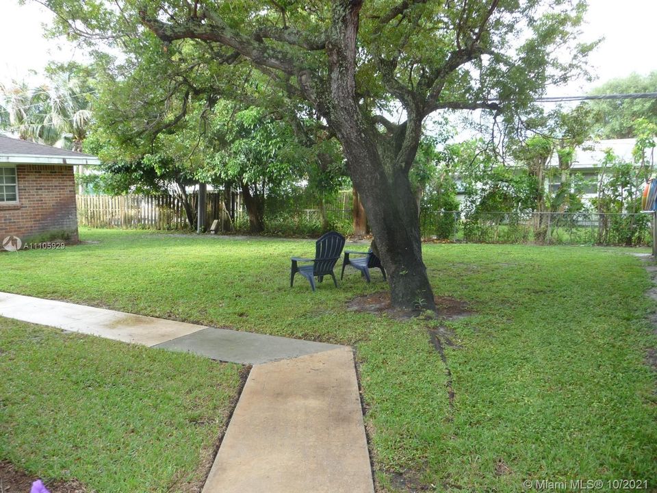 Vendido Recientemente: $221,000 (2 camas, 1 baños, 1024 Pies cuadrados)