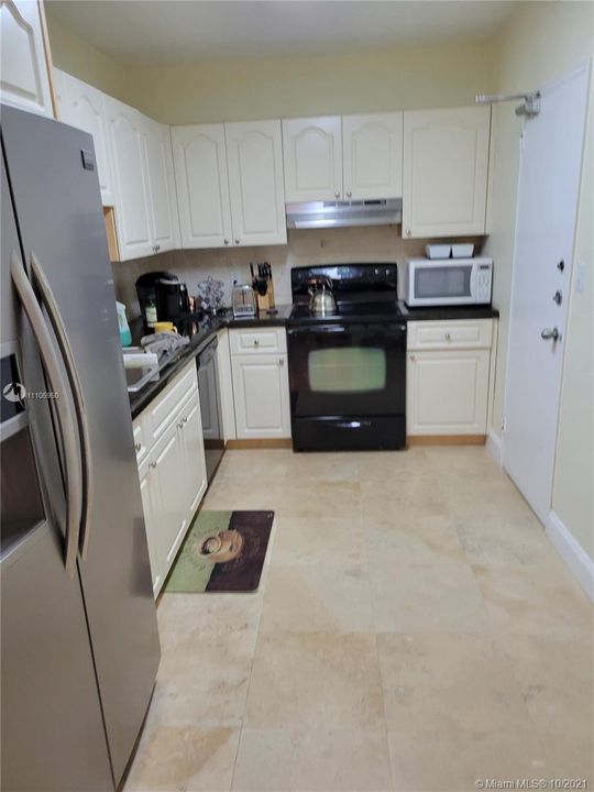 Недавно арендовано: $4,750 (2 спален, 2 ванн, 1434 Квадратных фут)