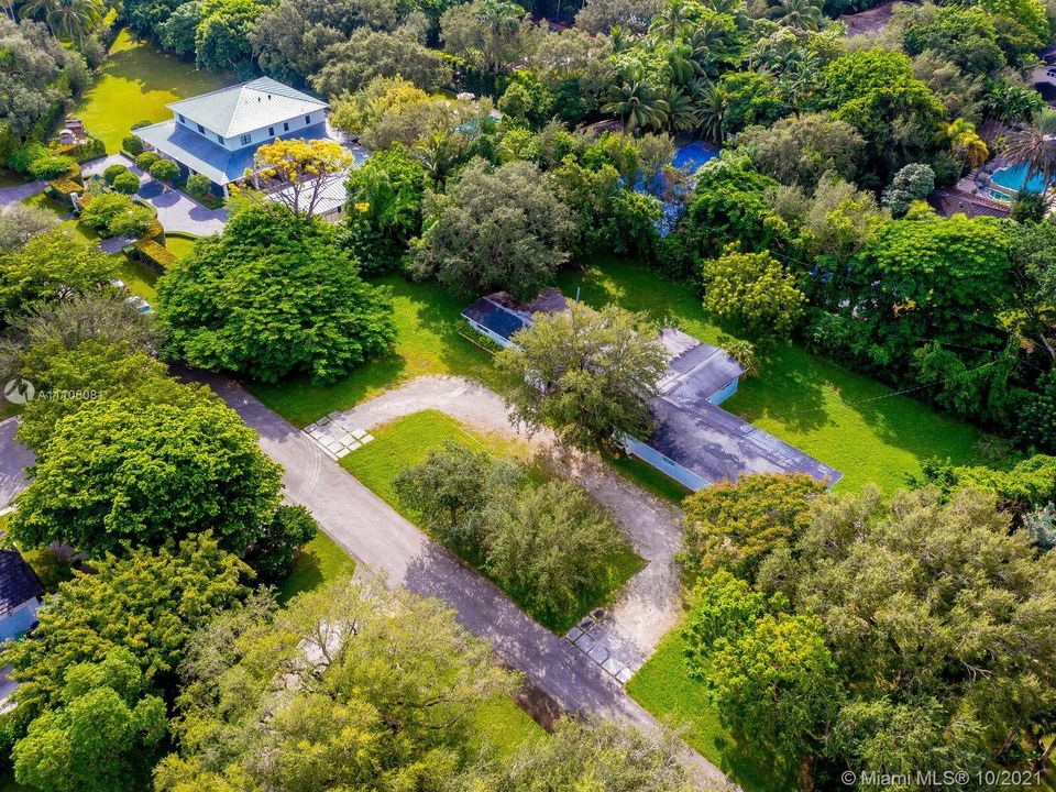 Recently Sold: $2,995,000 (0.09 acres)