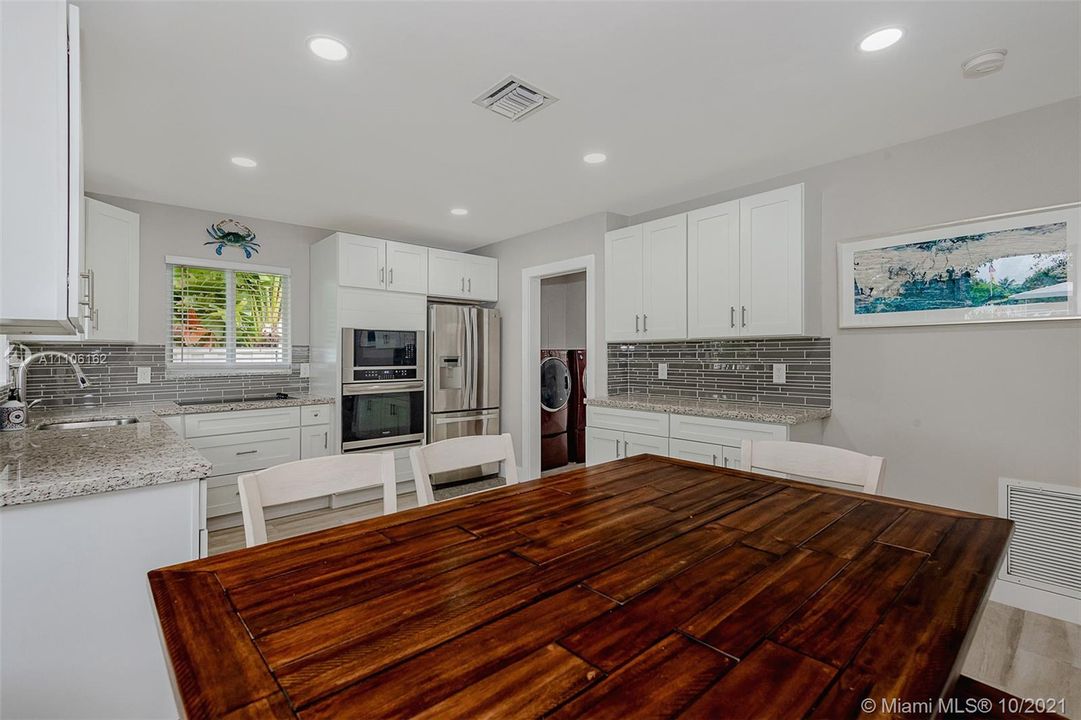 Recently Rented: $4,200 (2 beds, 2 baths, 1310 Square Feet)