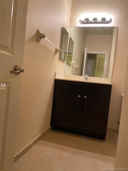 Recientemente alquilado: $3,000 (4 camas, 3 baños, 0 Pies cuadrados)