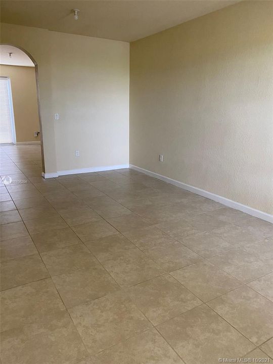 Recientemente alquilado: $3,000 (4 camas, 3 baños, 0 Pies cuadrados)