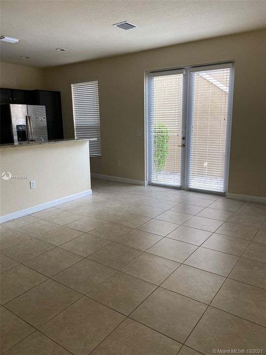 Recientemente alquilado: $3,000 (4 camas, 3 baños, 0 Pies cuadrados)