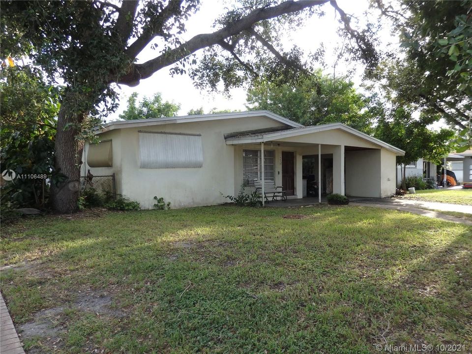 Recently Sold: $250,000 (3 beds, 1 baths, 1467 Square Feet)