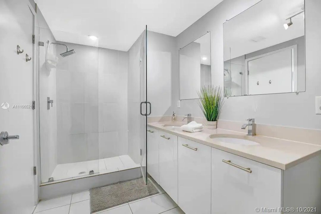Недавно арендовано: $3,780 (2 спален, 2 ванн, 1146 Квадратных фут)