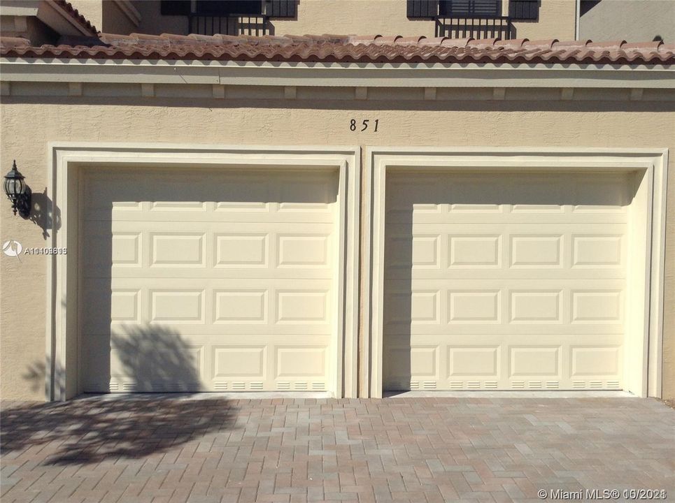 Recently Rented: $5,000 (5 beds, 4 baths, 2702 Square Feet)