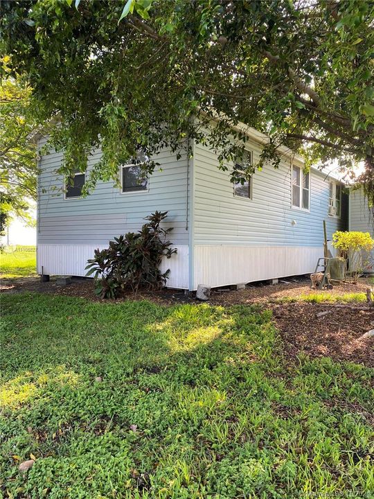 Недавно продано: $140,000 (4 спален, 1 ванн, 1308 Квадратных фут)