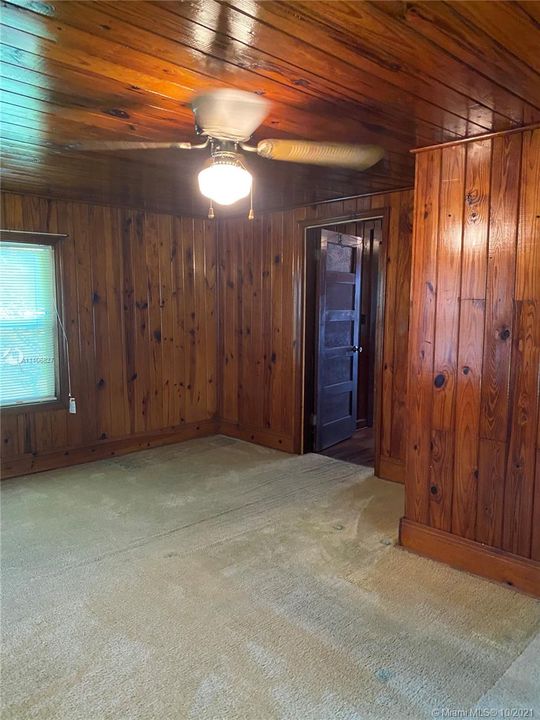 Недавно продано: $140,000 (4 спален, 1 ванн, 1308 Квадратных фут)