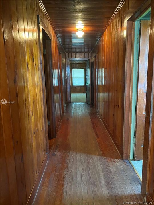 Недавно продано: $140,000 (4 спален, 1 ванн, 1308 Квадратных фут)