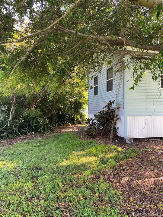 Недавно продано: $140,000 (4 спален, 1 ванн, 1308 Квадратных фут)