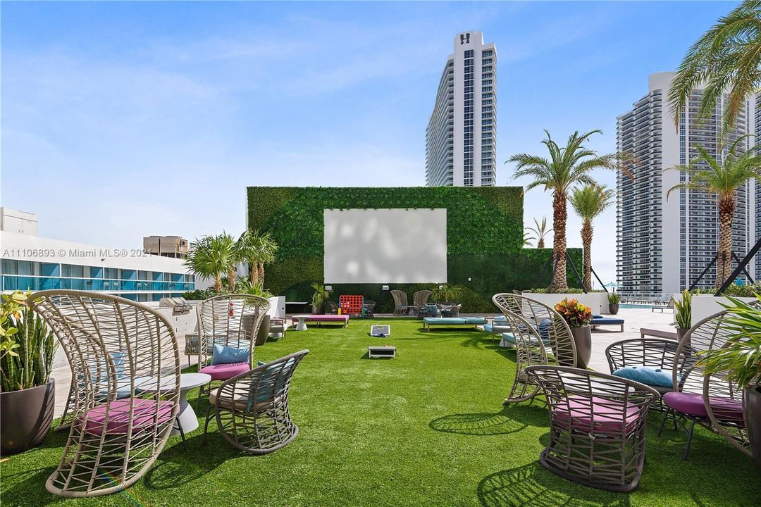 Outdoor Movie/Lounge Area