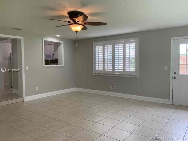 Recently Rented: $2,865 (4 beds, 2 baths, 1876 Square Feet)