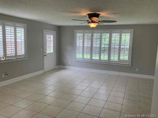 Recently Rented: $2,865 (4 beds, 2 baths, 1876 Square Feet)