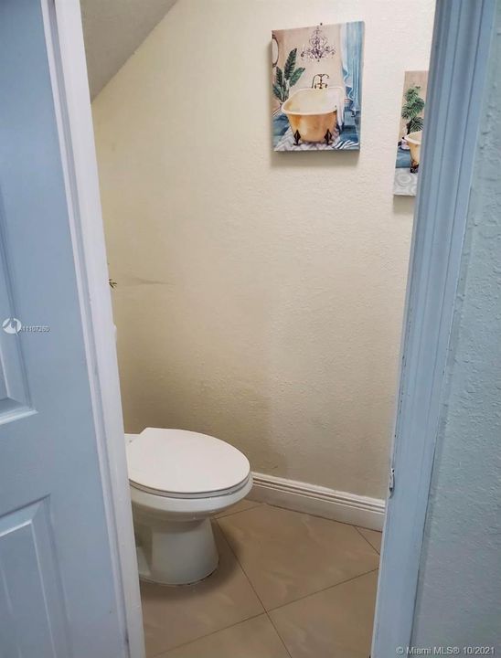 最近租的: $2,500 (3 贝兹, 2 浴室, 1310 平方英尺)