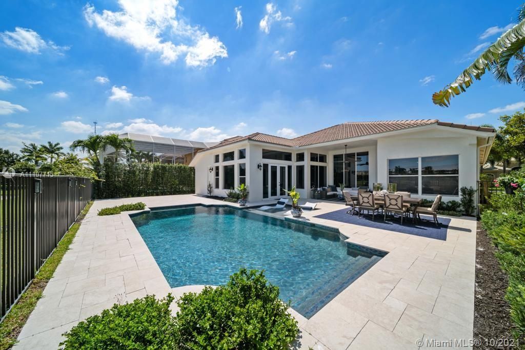 Recently Sold: $875,000 (4 beds, 3 baths, 3079 Square Feet)