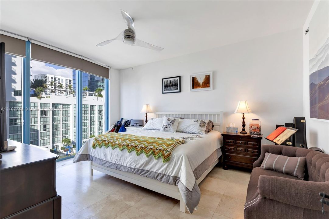 Recently Sold: $875,000 (2 beds, 2 baths, 1522 Square Feet)