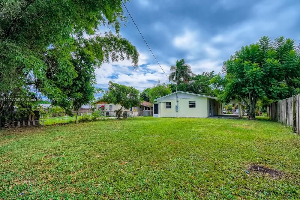 Vendido Recientemente: $259,900 (3 camas, 1 baños, 1008 Pies cuadrados)
