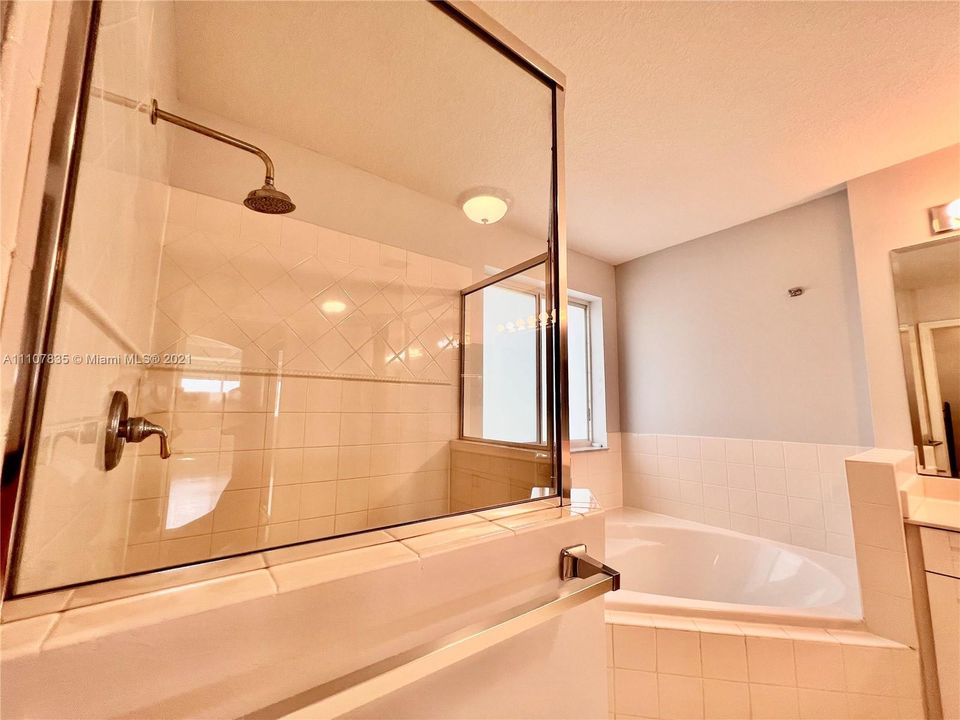 Недавно арендовано: $4,500 (4 спален, 3 ванн, 2312 Квадратных фут)