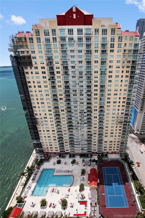 Recientemente alquilado: $3,024 (1 camas, 1 baños, 928 Pies cuadrados)