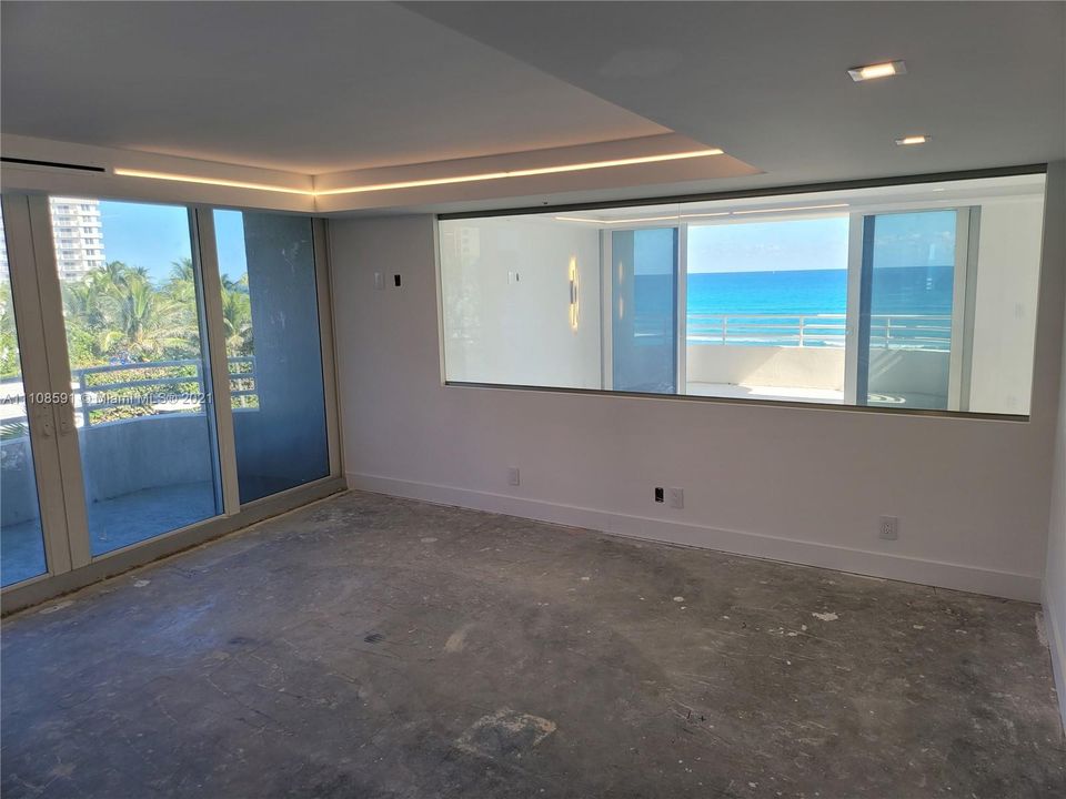 Primary Bedroom w/ Smart Glass On for privacy when guests inside