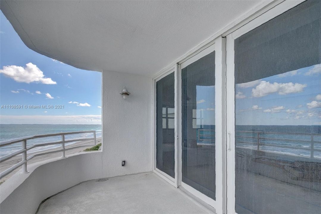 Direct Ocean View Balconies