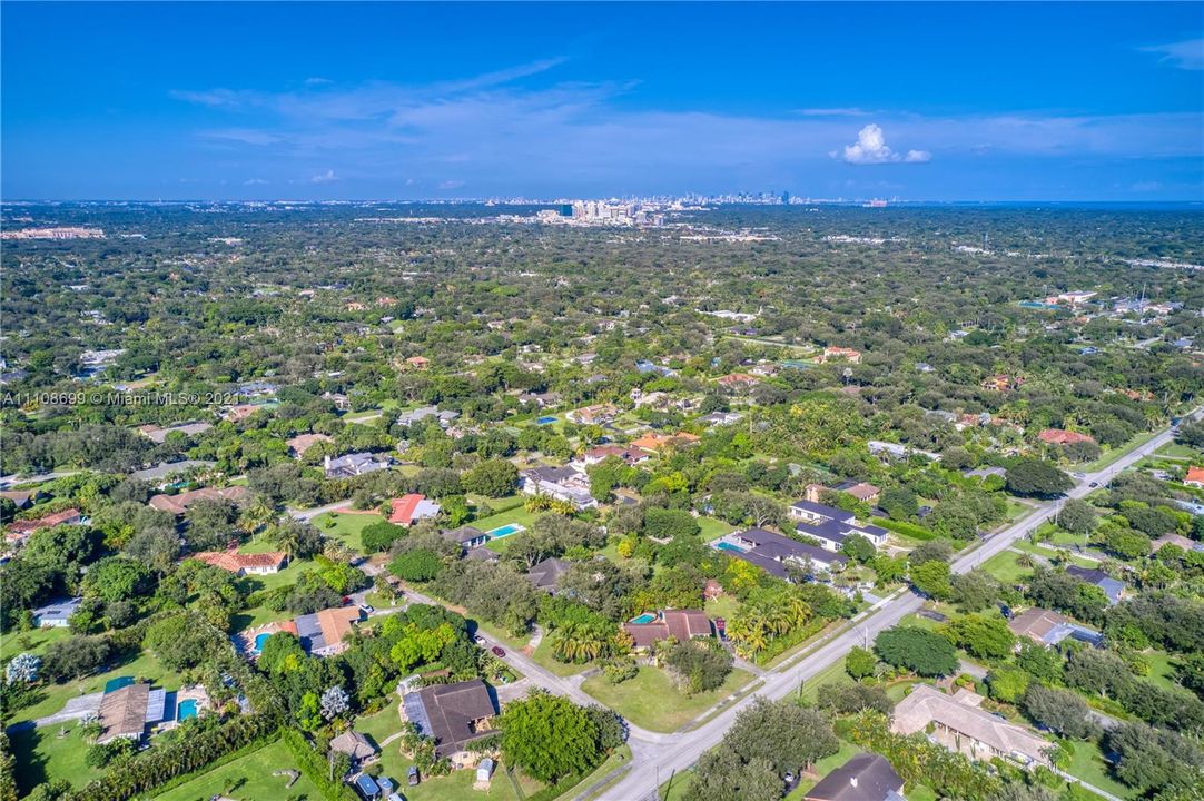 Recently Sold: $1,350,000 (4 beds, 3 baths, 3002 Square Feet)