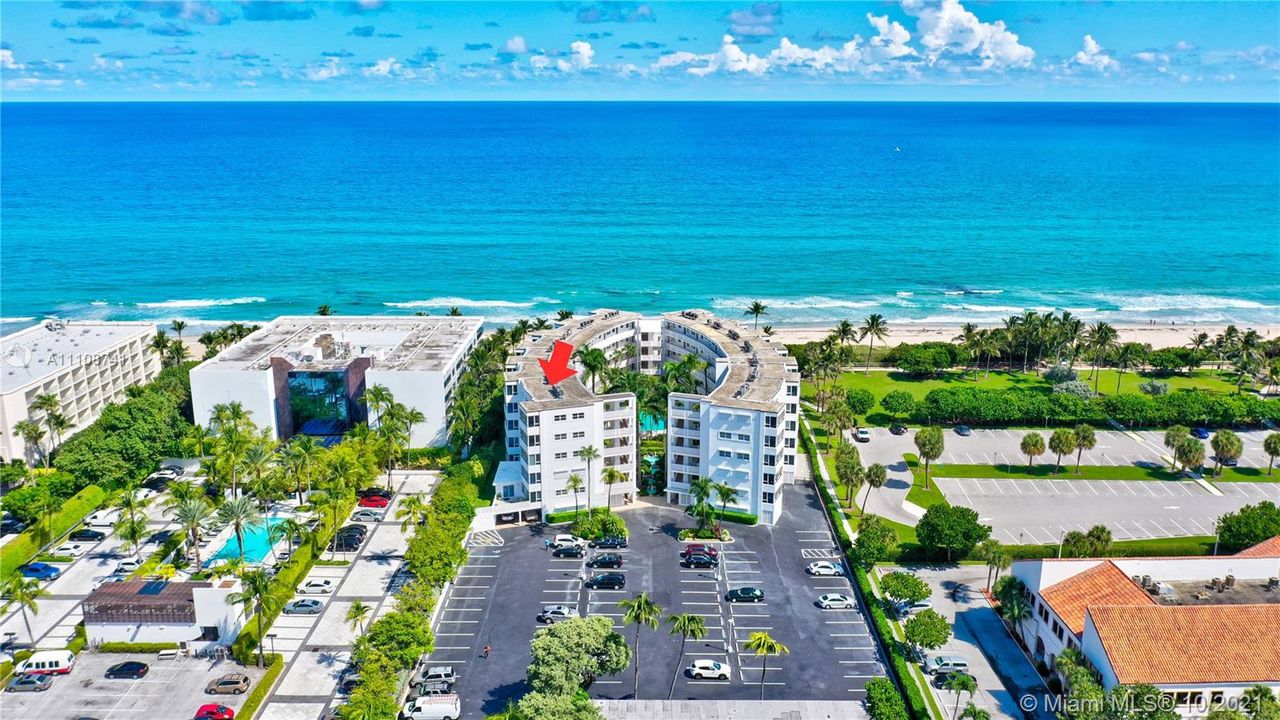 最近售出: $265,000 (1 贝兹, 1 浴室, 858 平方英尺)