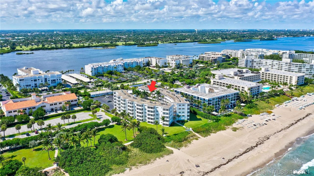 最近售出: $265,000 (1 贝兹, 1 浴室, 858 平方英尺)