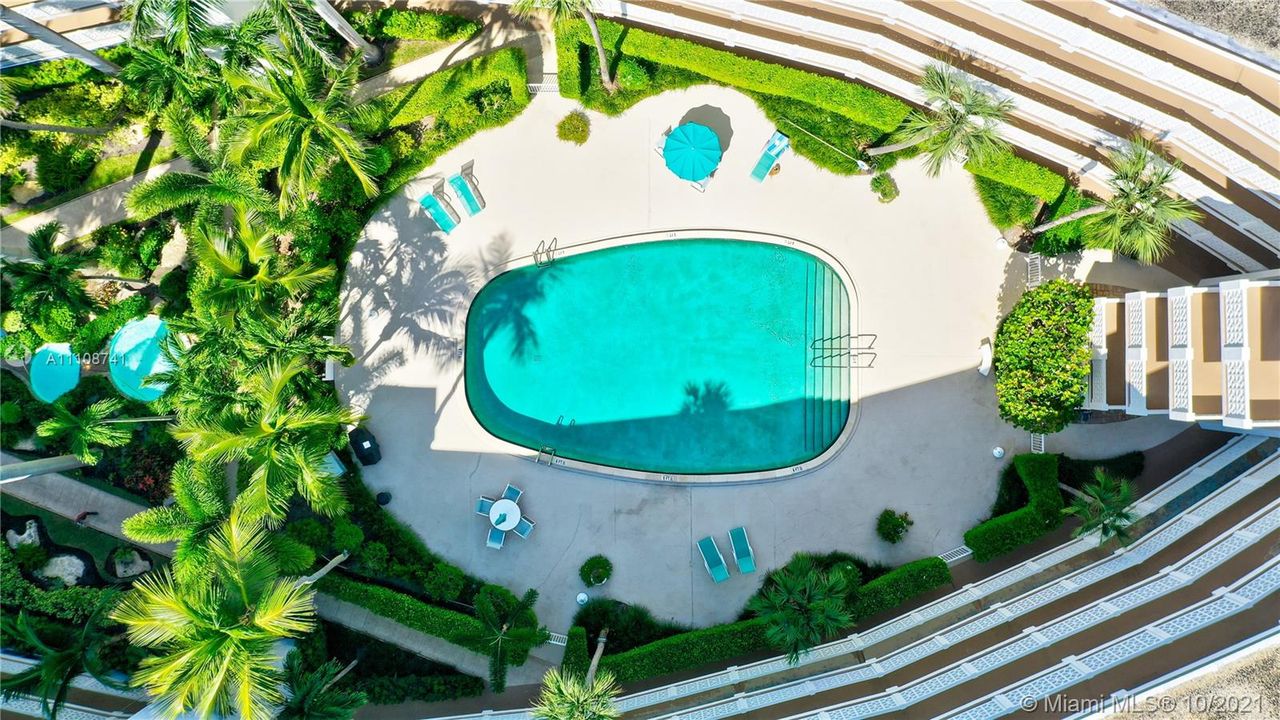 最近售出: $265,000 (1 贝兹, 1 浴室, 858 平方英尺)