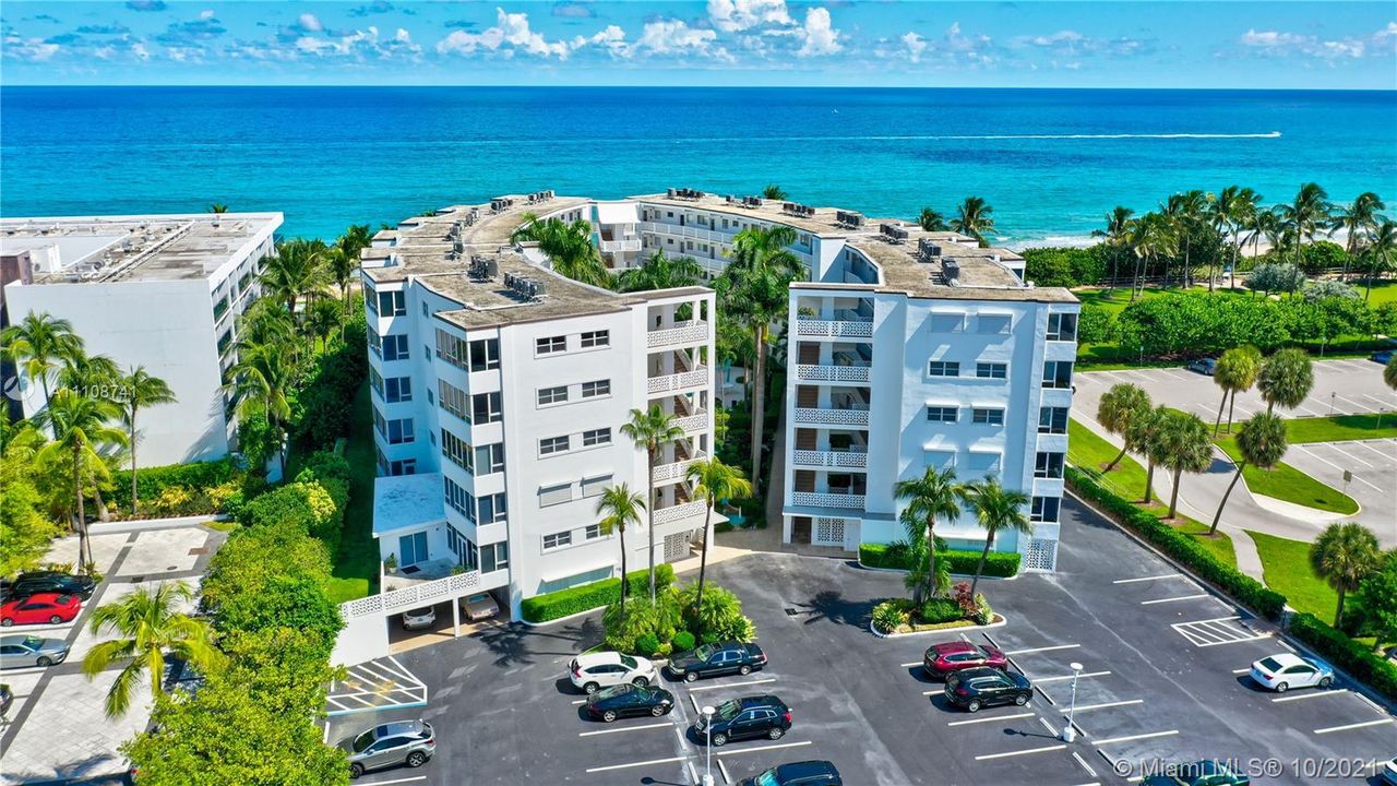 最近售出: $265,000 (1 贝兹, 1 浴室, 858 平方英尺)