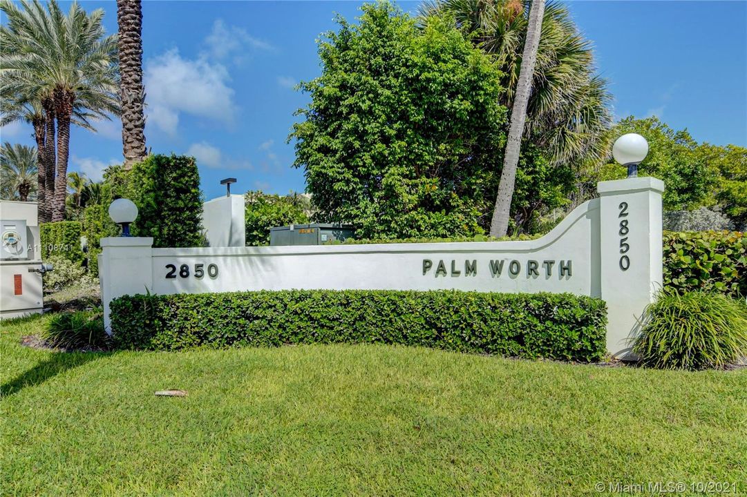 最近售出: $265,000 (1 贝兹, 1 浴室, 858 平方英尺)